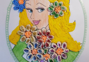 Praca wyklejana plasteliną „Pani Wiosna - portret”