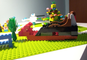 „Zimowe miasteczko" – sanie świętego Mikołaja zbudowane z klocków Lego