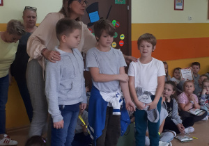 Troje dzieci i Pani Dyrektor