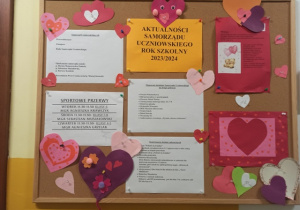 Tablica Samorządu Uczniowskiego na parterze