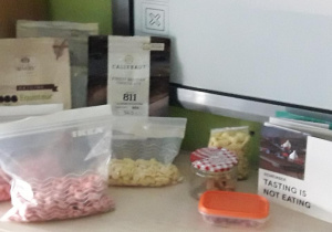 Prezentacja produktów czekoladowych.